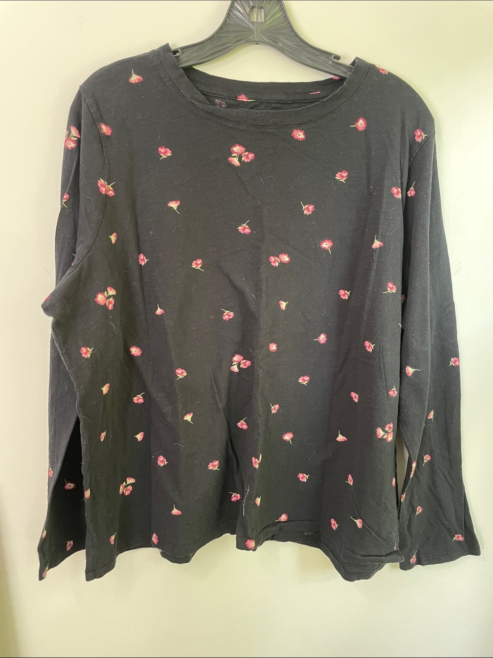 Sonoma Everyday Tee Black Crewneck Long Sleeve Top with Pink Rose Print Size XXL
